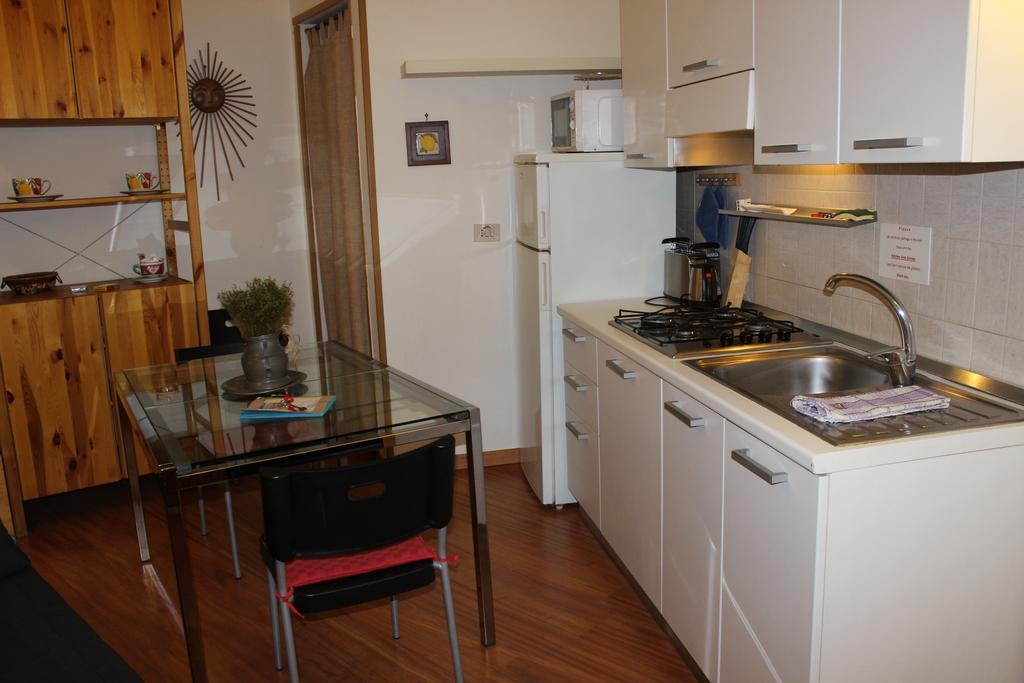 Guide Tour Apartments Naples Extérieur photo